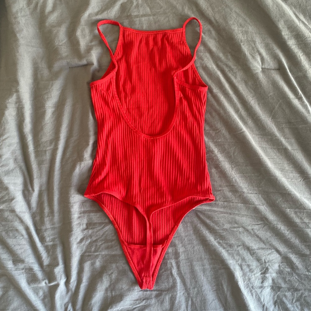 Aritzia bodysuit in an XS